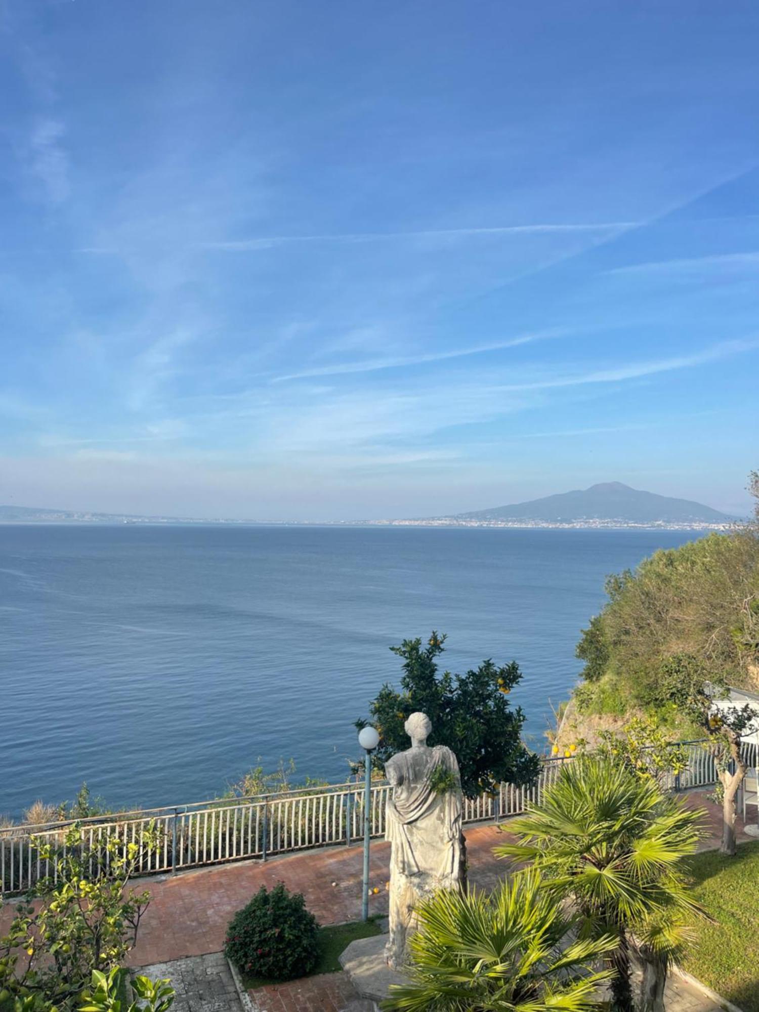 Lemon Soul Apartment Sorrento Center Exterior foto